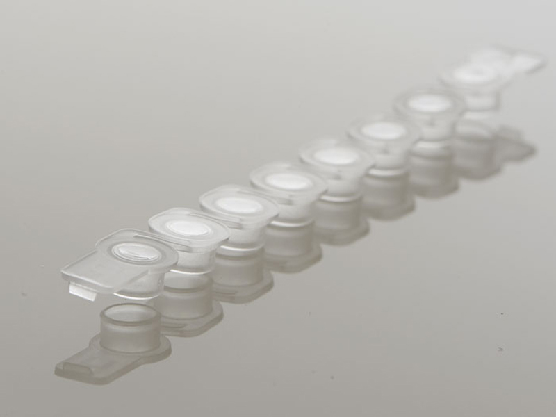 4ti-0755 | Strip of 8 Flat Optical Caps Crystal Clear