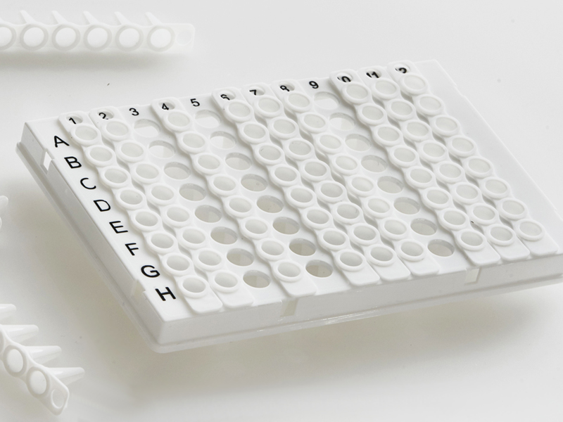 4ti-0950W-F | 96 Well Semi-Skirted PCR Plate for Removable 8 Well Tube Strips, Roche Style | Partly Loaded With Removable 8 Well PCR Tube Strips