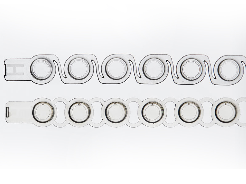 Strip of 8 Flat Optical Caps Crystal Clear (Top) & Standard Cap Strip (Bottom) | Comparison