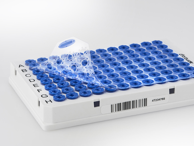 4ti-0778 | Cap Mat for PCR Plates | On Plate, Peeling Detail